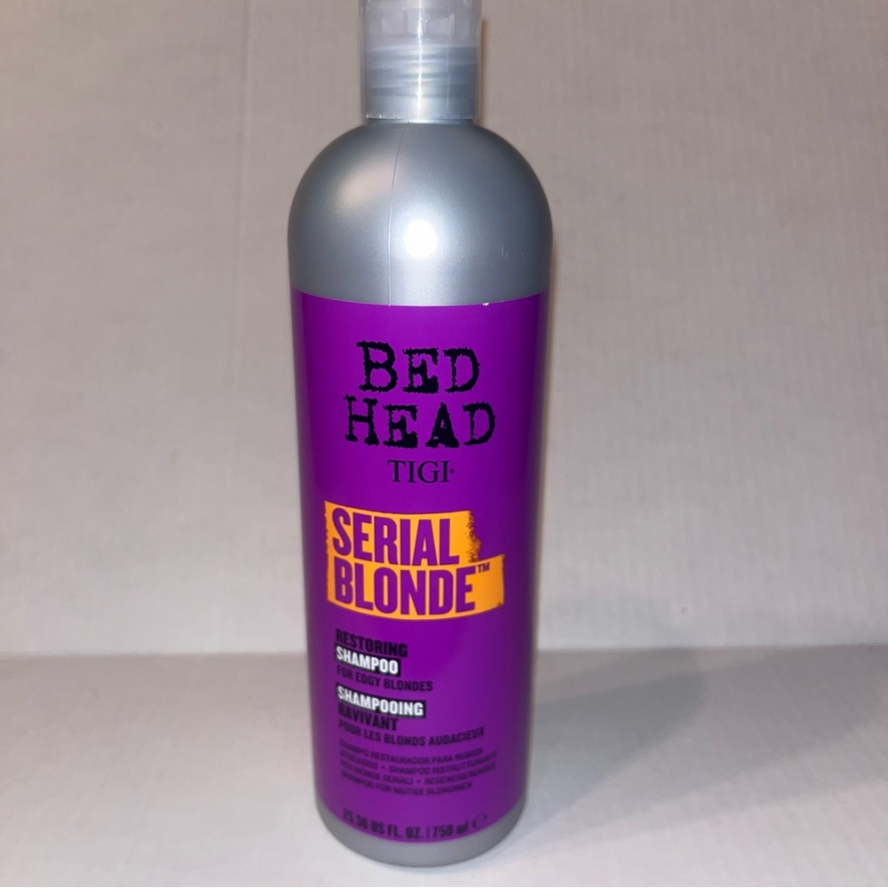 TIGI Serial Blonde Restoring Shampoo 25.36 oz.